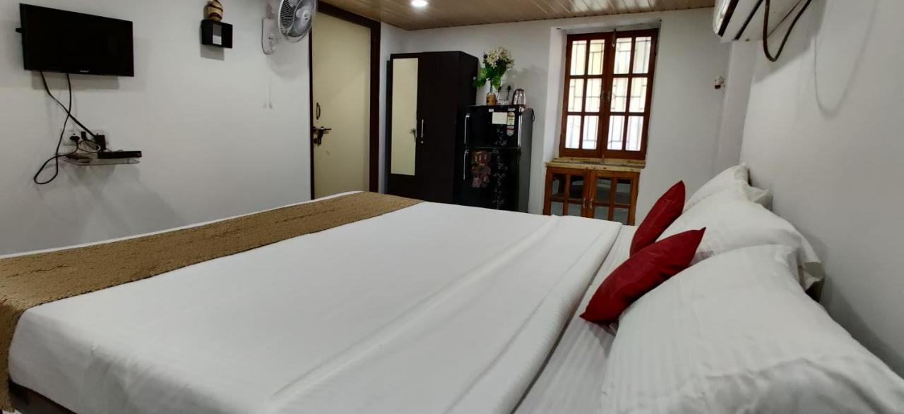 Hotel Mj Beach Resort Baga Kültér fotó