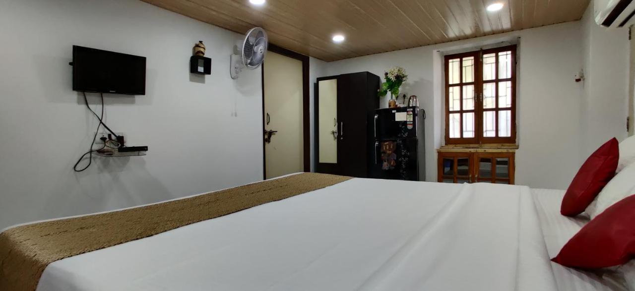 Hotel Mj Beach Resort Baga Kültér fotó