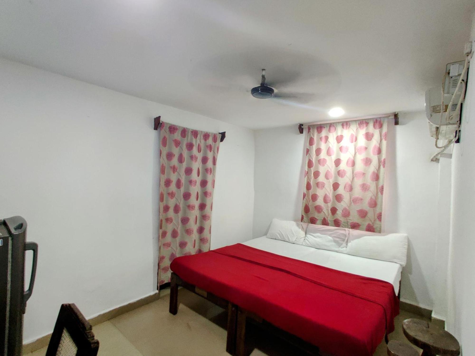 Hotel Mj Beach Resort Baga Kültér fotó