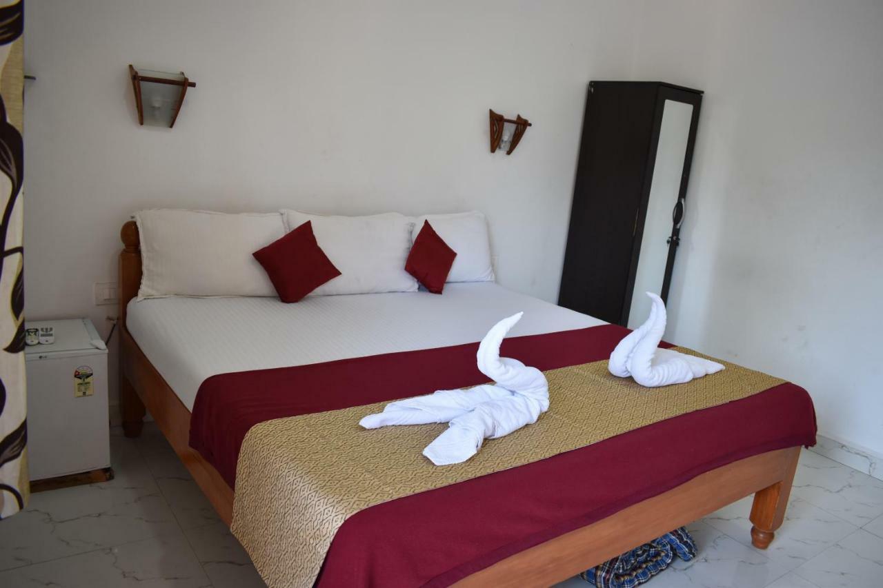 Hotel Mj Beach Resort Baga Kültér fotó