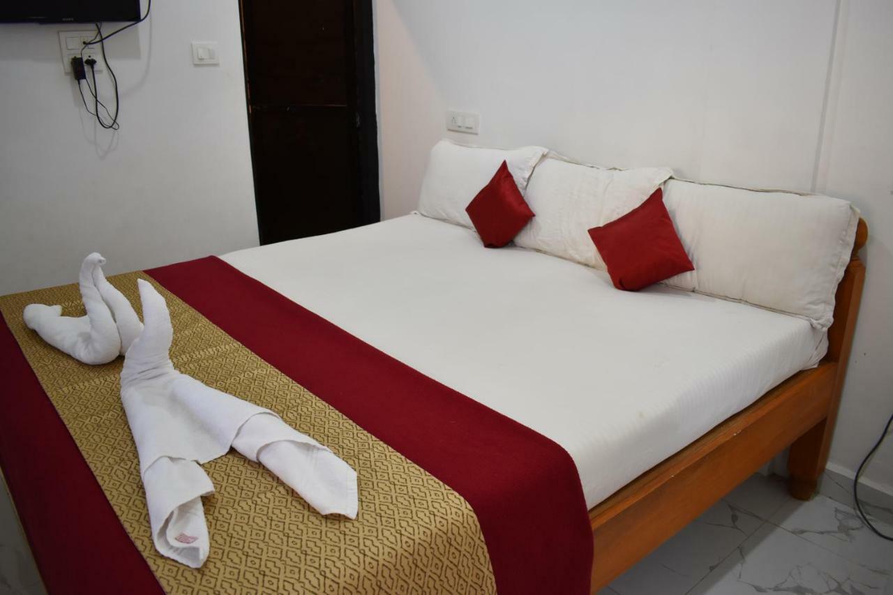 Hotel Mj Beach Resort Baga Kültér fotó