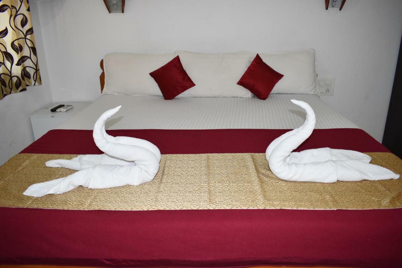Hotel Mj Beach Resort Baga Kültér fotó